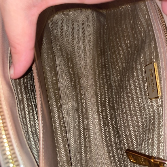 Prada Galleria Saffiano leather large bag - Picture 6 of 11